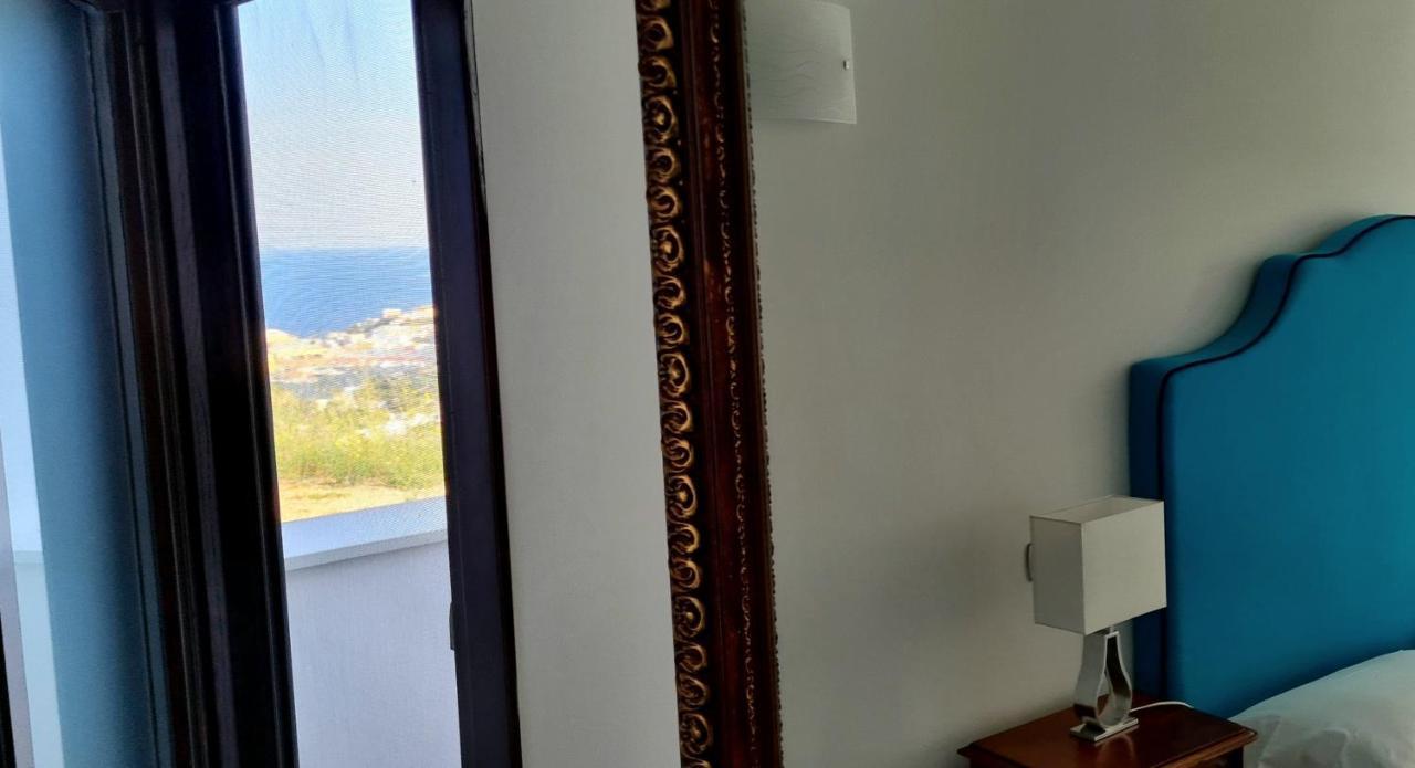 Guest House Villa Il Gabbiano Ponza Exteriör bild