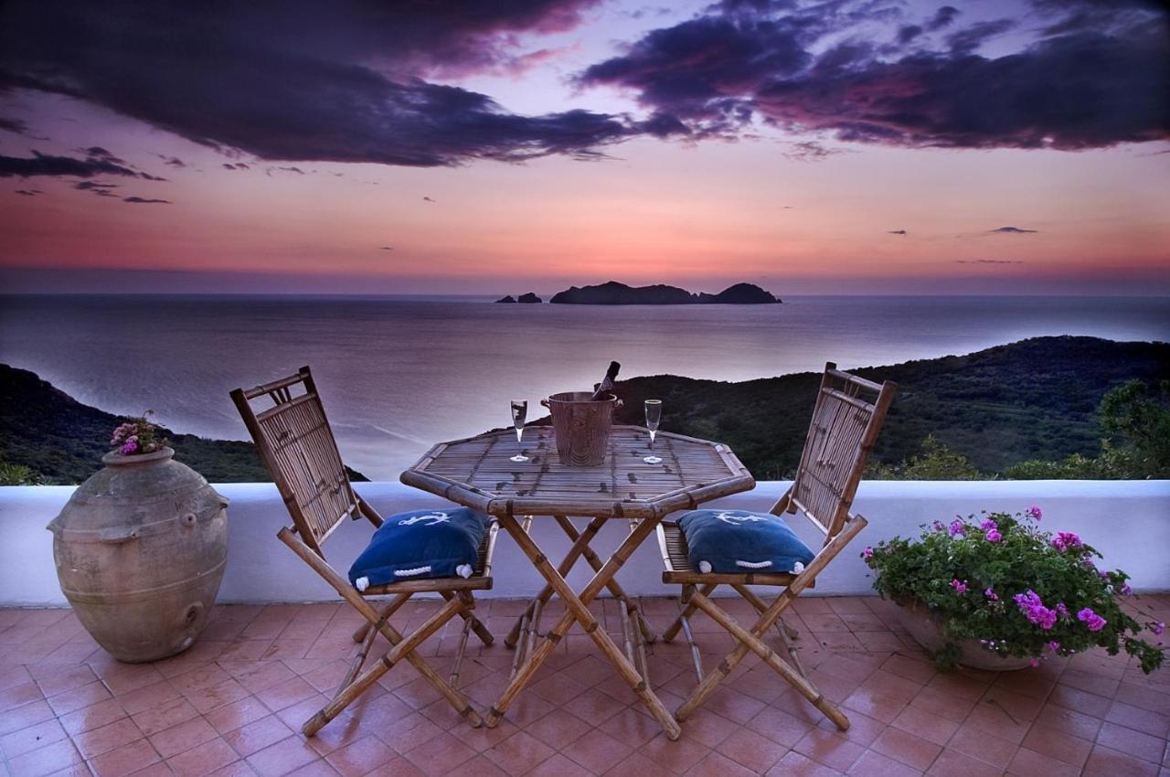 Guest House Villa Il Gabbiano Ponza Exteriör bild