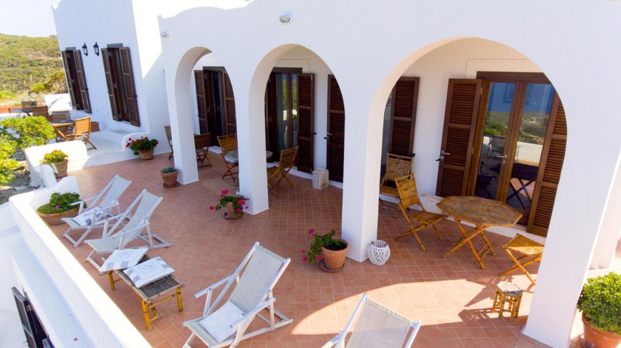 Guest House Villa Il Gabbiano Ponza Exteriör bild