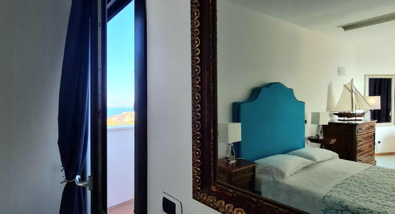 Guest House Villa Il Gabbiano Ponza Exteriör bild